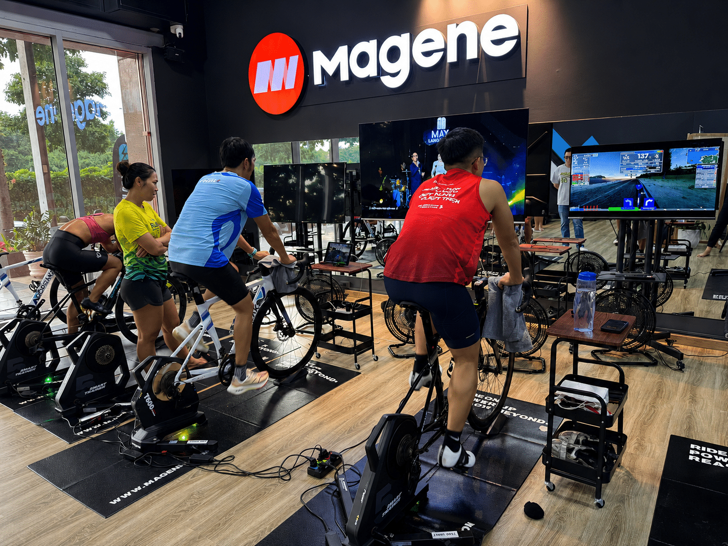 Magene Việt Nam triển khai Smart Trainer tại phòng tập indoor cycling Gopeaks